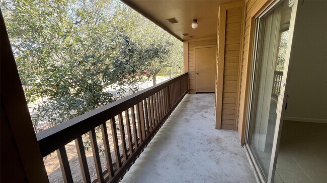 Foto del edificio - 10555 Turtlewood Ct