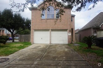 Building Photo - 834 Forest Hillside Ln