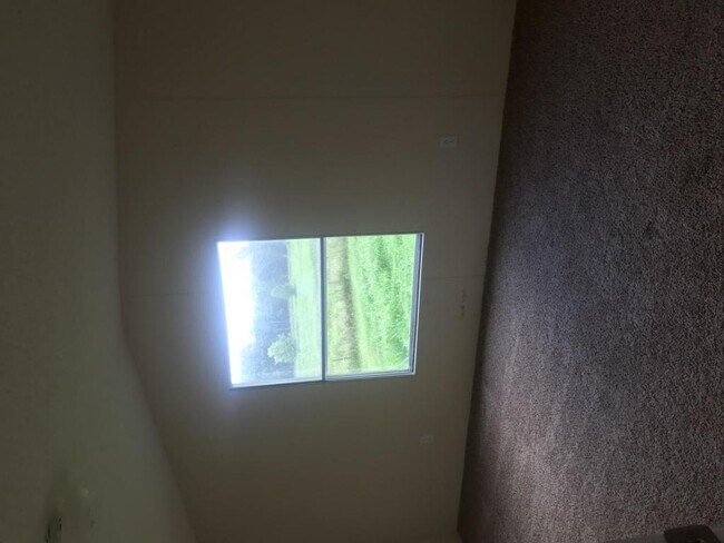 Foto del edificio - 1091 JB Walker Rd