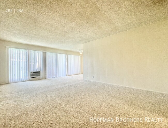 Foto del edificio - 1540 Laurel Ave