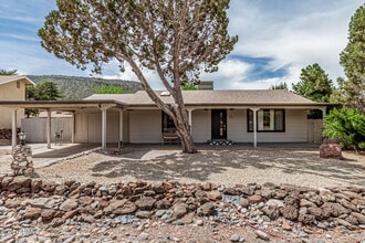 Building Photo - 35 Palo Verde Cir