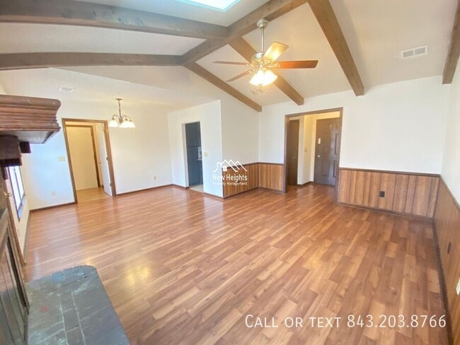 Building Photo - 417 Surfside Dr