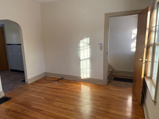 Building Photo - 428 Main St