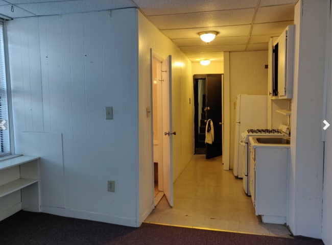 Building Photo - 43 Joy St