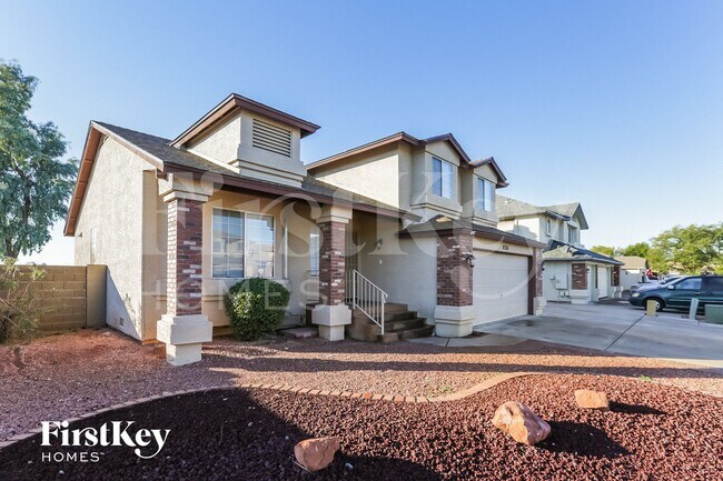 Building Photo - 8735 W Sierra Vista Dr