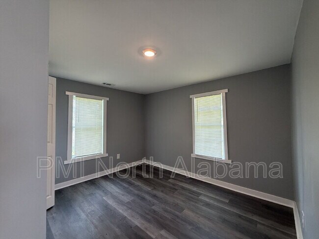 Foto del edificio - 23391 Mooresville Rd