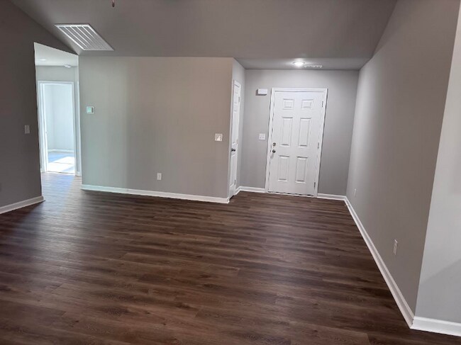 Foto del edificio - 405 Grand Oaks Dr