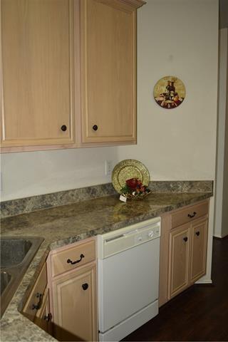Building Photo - 8617 Heather Ridge Dr