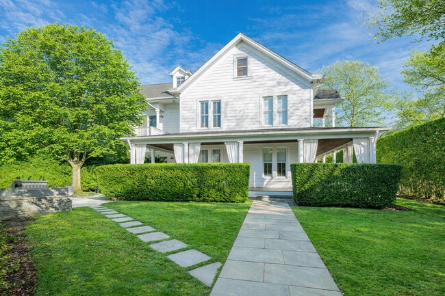 Building Photo - 65 Prospect St