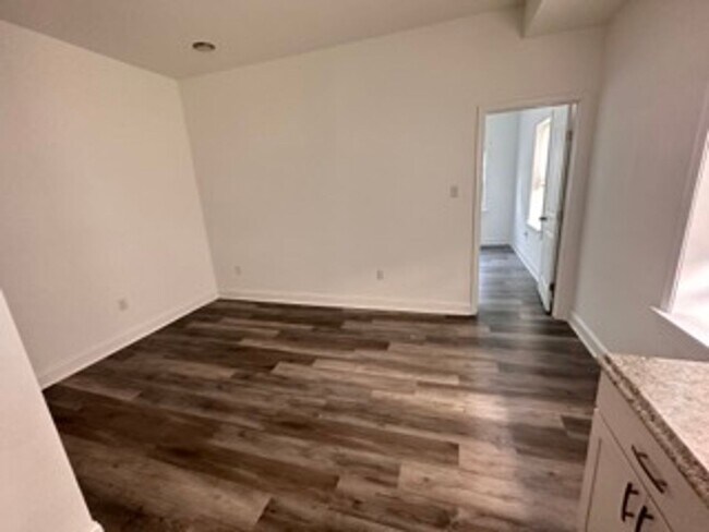 Foto del edificio - 4931 Walnut St