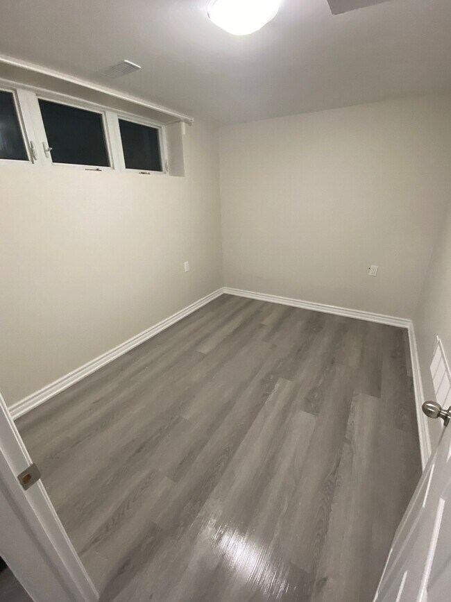 Photo du bâtiment - 35 Amberley Dr