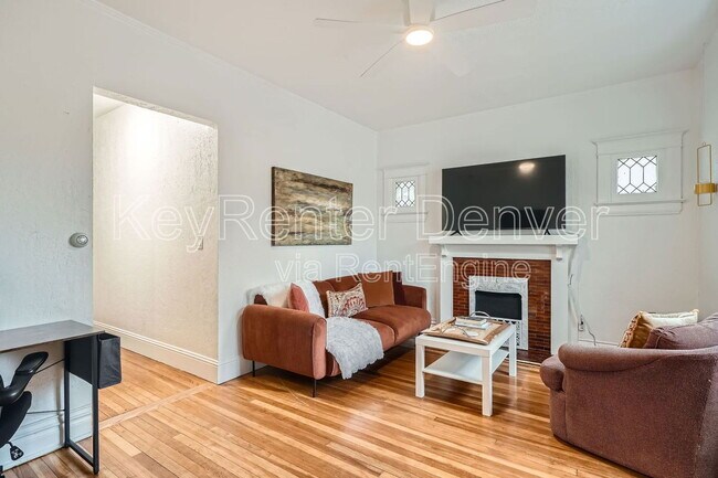 Foto del edificio - 227 S Logan St
