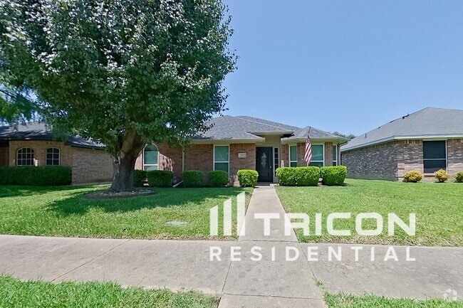 Building Photo - 755 Catalina Dr