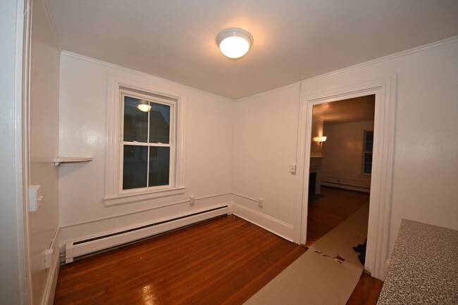 Building Photo - 18 Leyden St