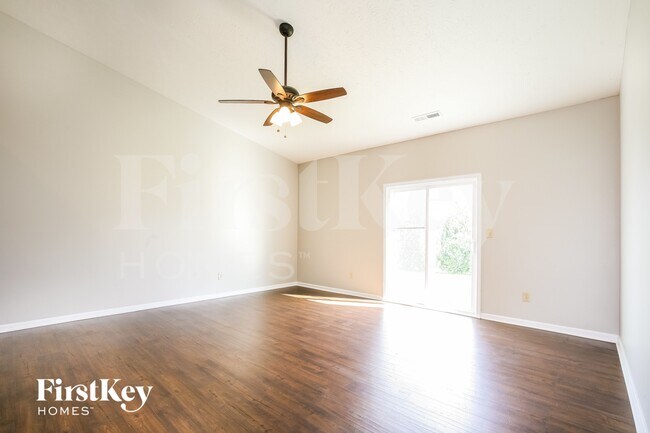 Foto del edificio - 1301 Greenbriar Wy