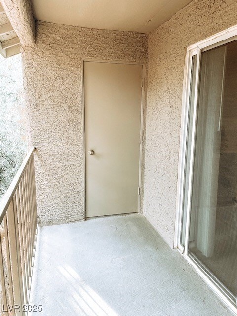 Building Photo - 2750 S Durango Dr
