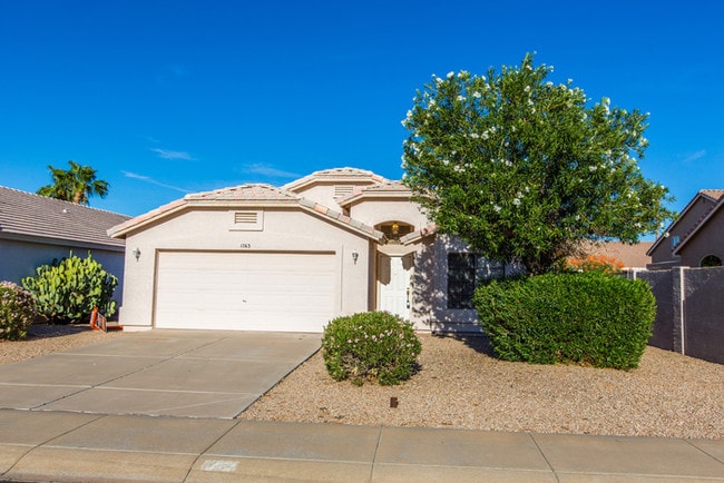 Building Photo - 1763 S Abilene Dr