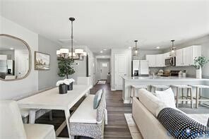 Building Photo - 3501 Perrin Dr