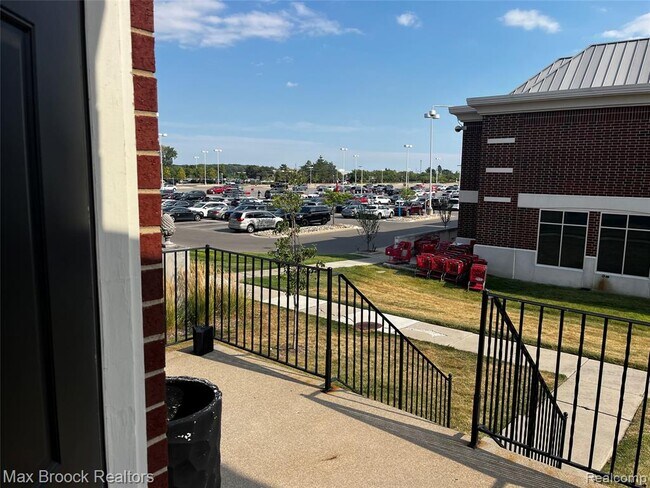 Foto del edificio - 3177 Newbury Pl