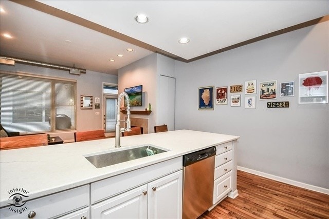 Building Photo - 2943 N Lincoln Ave