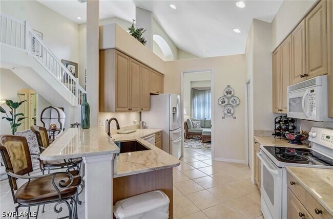 Building Photo - 1041 Jardin Dr