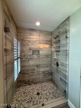 Building Photo - 4104 SW 15th Ave