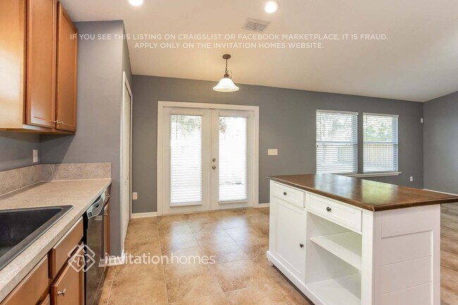 Building Photo - 12577 White Cedar Trail