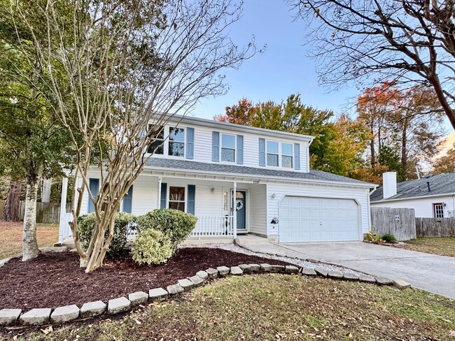 Ready NOW! A 4/2.5 in Glenwood! A Pet Friendly Home w/a HUGE Fenced Yard, Attached Garage! - Ready NOW! A 4/2.5 in Glenwood! A Pet Friendly Home w/a HUGE Fenced Yard, Attached Garage!