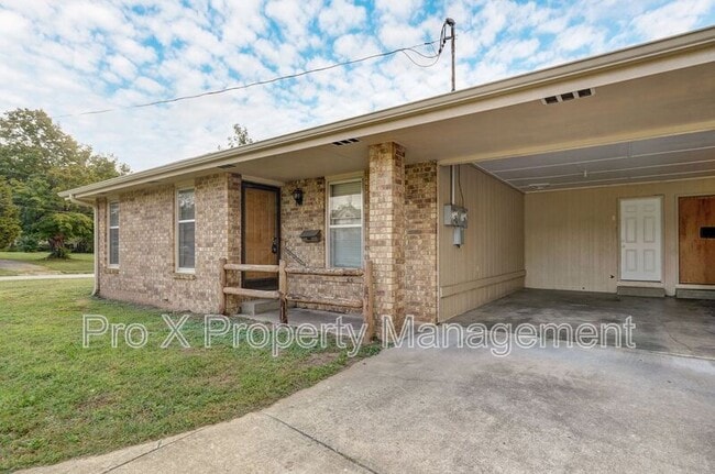 Building Photo - 753 S Campbell