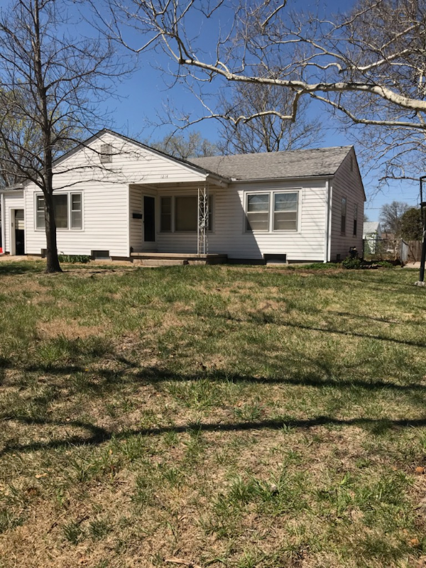 Primary Photo - 1214 W Regal St