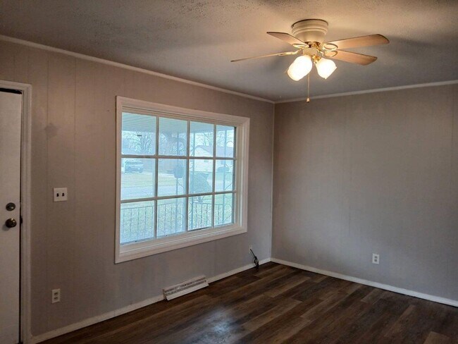 Foto del edificio - Available Now! Call Today!