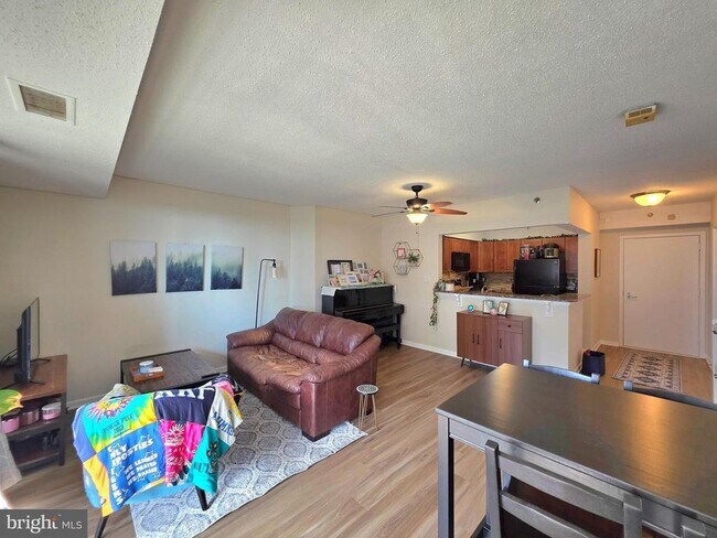 Building Photo - 5505 Seminary Rd