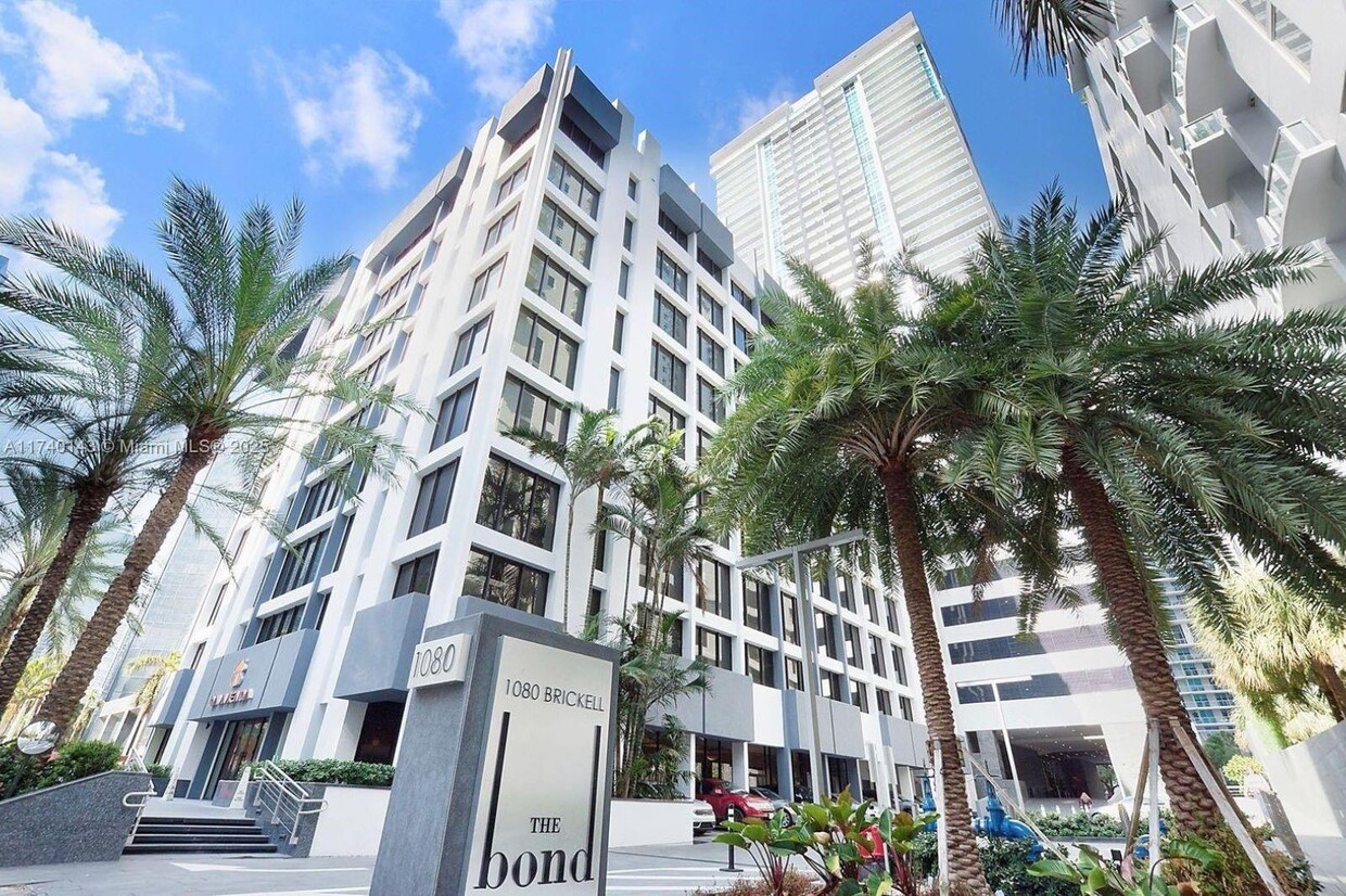 Foto principal - 1080 Brickell Ave