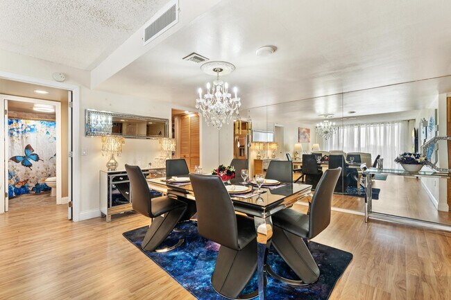 Foto del edificio - 5600 N Flagler Dr
