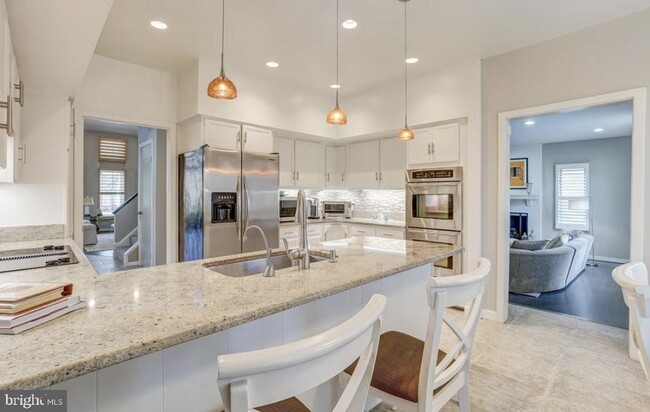 Building Photo - 7932 Lakenheath Way