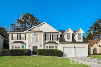 Building Photo - 822 Cascade Crossing