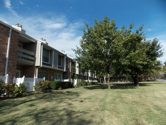 Foto del edificio - 8555 Fair Oaks Crossing