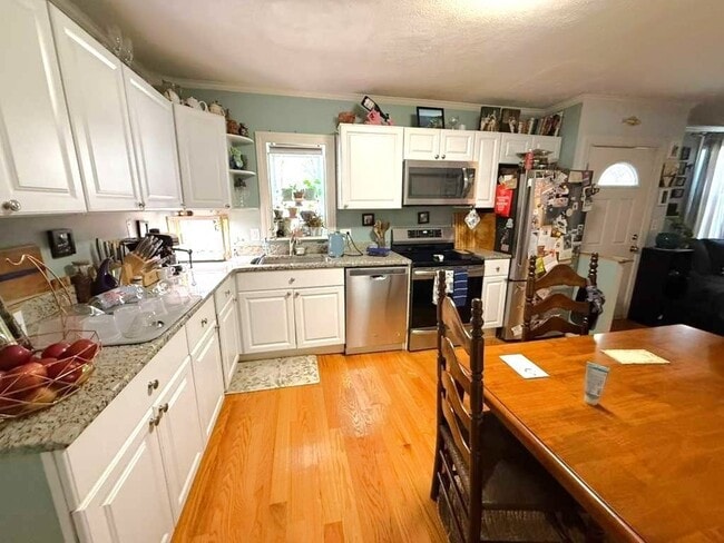 Foto del edificio - 193-195-195 Chelsea St