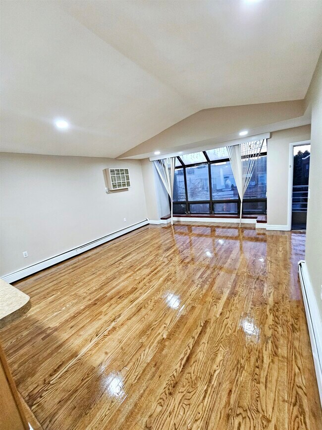 Foto del edificio - 222 67th St