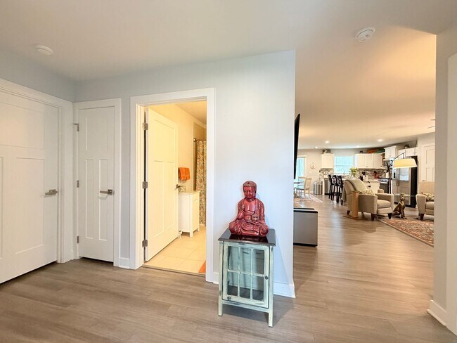 Building Photo - One Level Living!