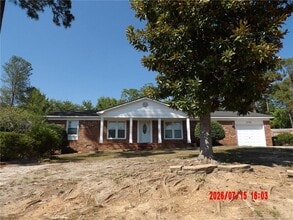 Building Photo - 1991 Westcliff Rd