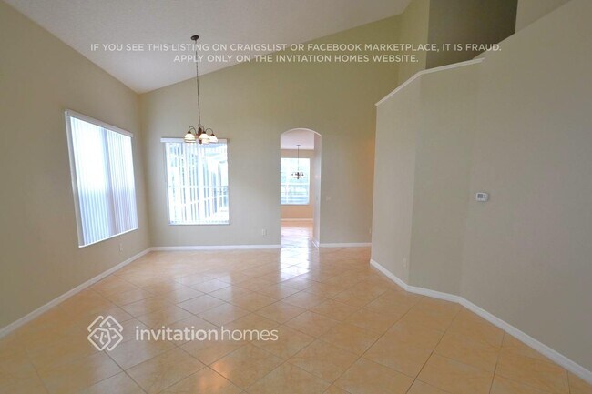 Building Photo - 901 Rosinia Ct