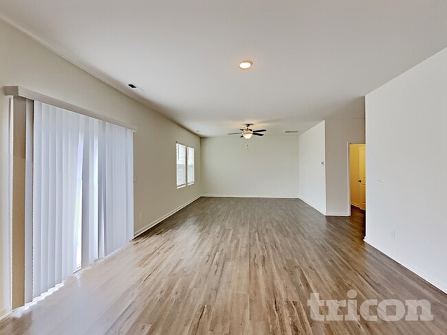 Building Photo - 165 Ogden Pond Pl