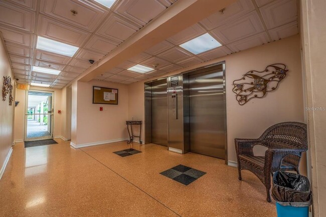 Building Photo - 2320 Terra Ceia Bay Blvd