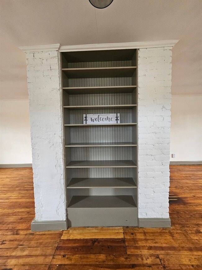 Foto del edificio - 97 Mule Academy Rd