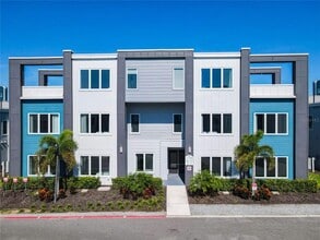 Building Photo - 7740 Sandy Ridge Dr Building Photo - 7740 Sandy Ridge Dr