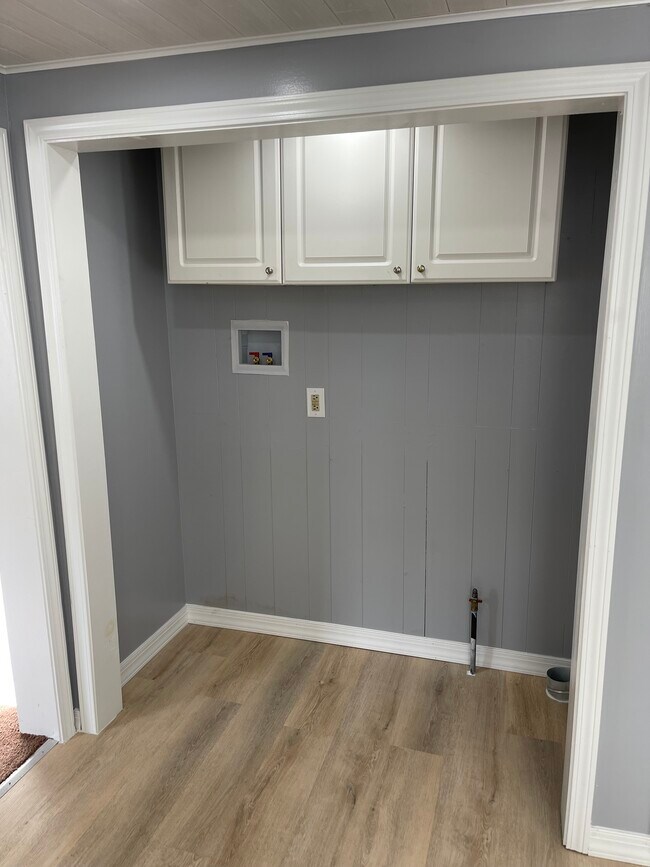 Fotografía del edificio - 111 West Ave