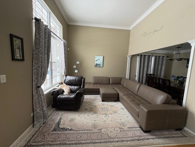 Foto del edificio - 1375 Burnett Dr