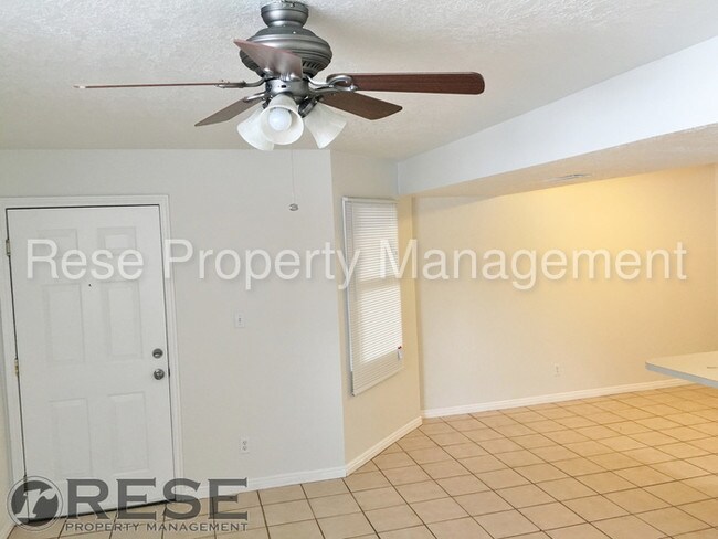 Foto del edificio - Darling Orem Condo- AVAILABLE JANUARY 1ST!