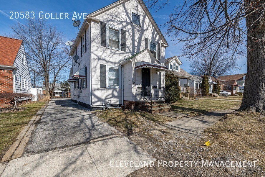 3 Bedroom Euclid Colonial House Rental in Euclid, OH
